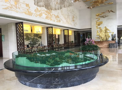 �������